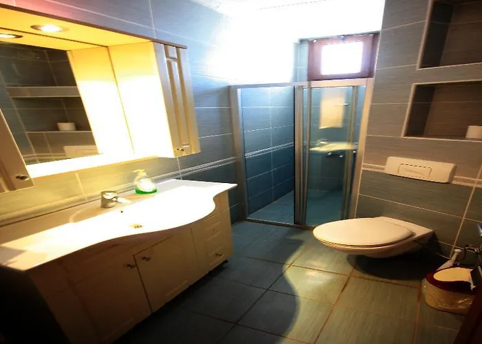 베야즈 코낙 에블레리